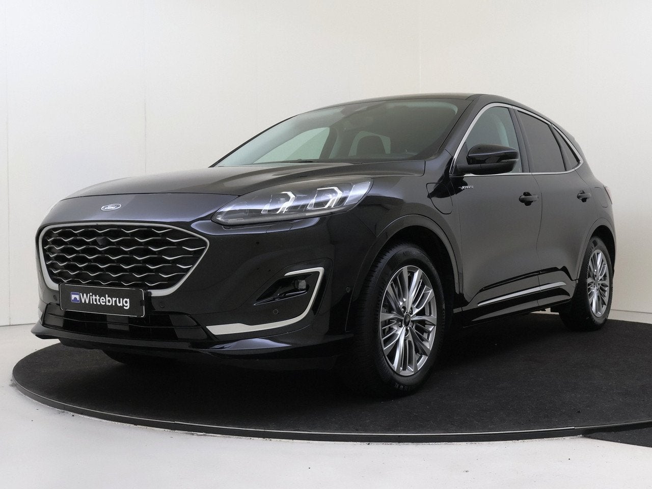 Ford Kuga 2.5 PHEV Vignale 225PK Full Options ! | Leder | Al, 4 cilinders, Zwart, Hybride Elektrisch/Benzine, 71 km/l