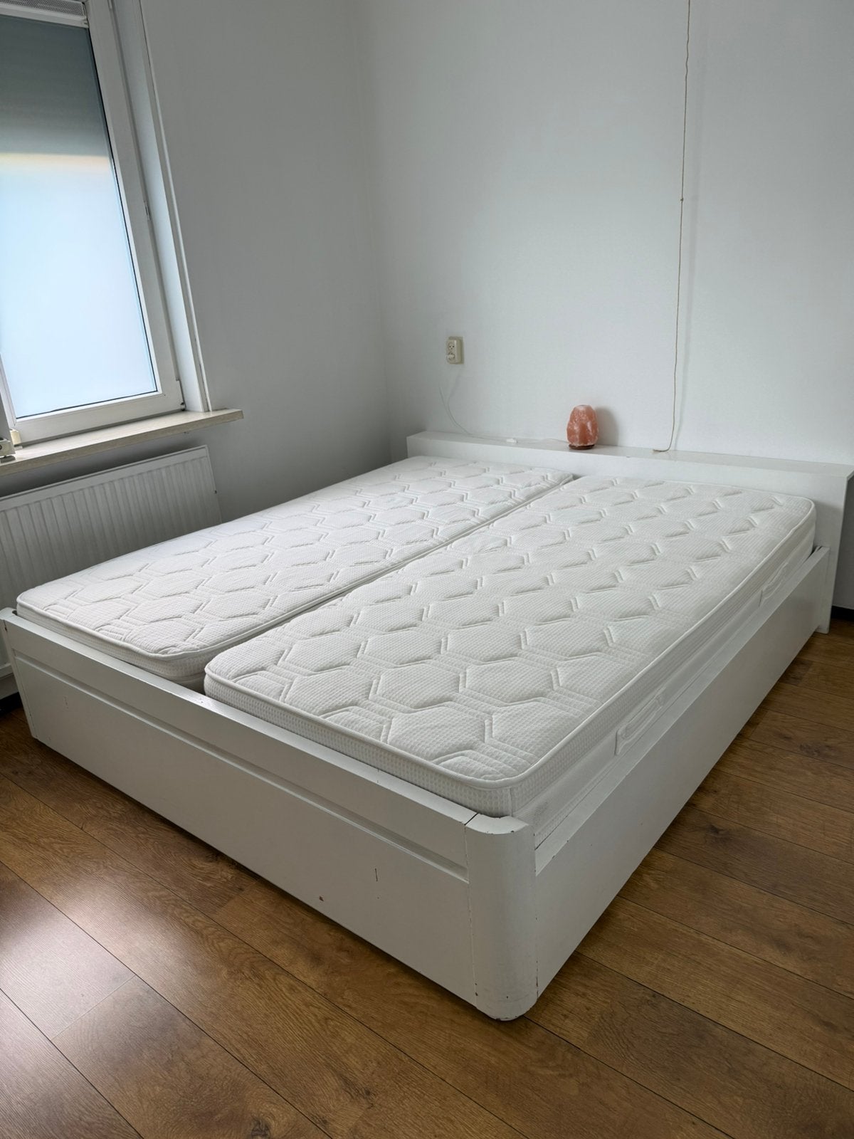 Bed, Ophalen, Zo goed als nieuw, Eenpersoons, 180 cm