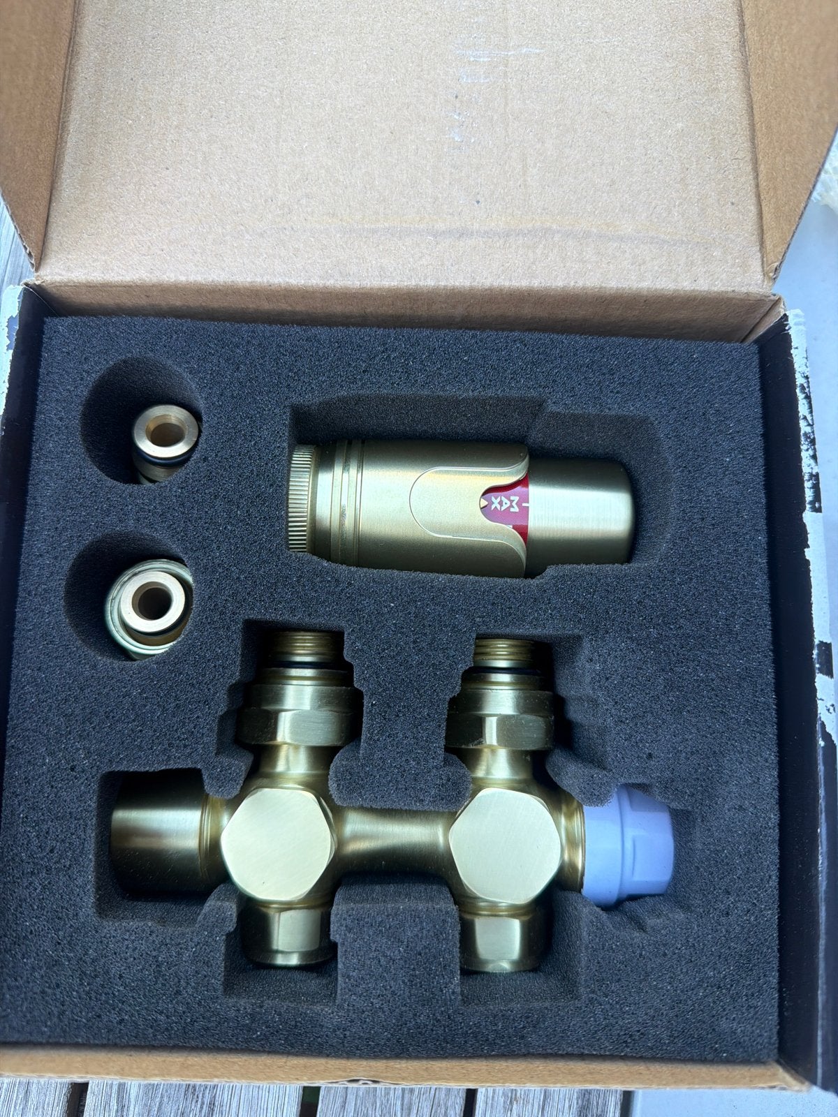Belrad Thermostatische Radiatorkraan Muur en Vloer, Doe-het-zelf en Verbouw, Ophalen of Verzenden, Nieuw, Radiator