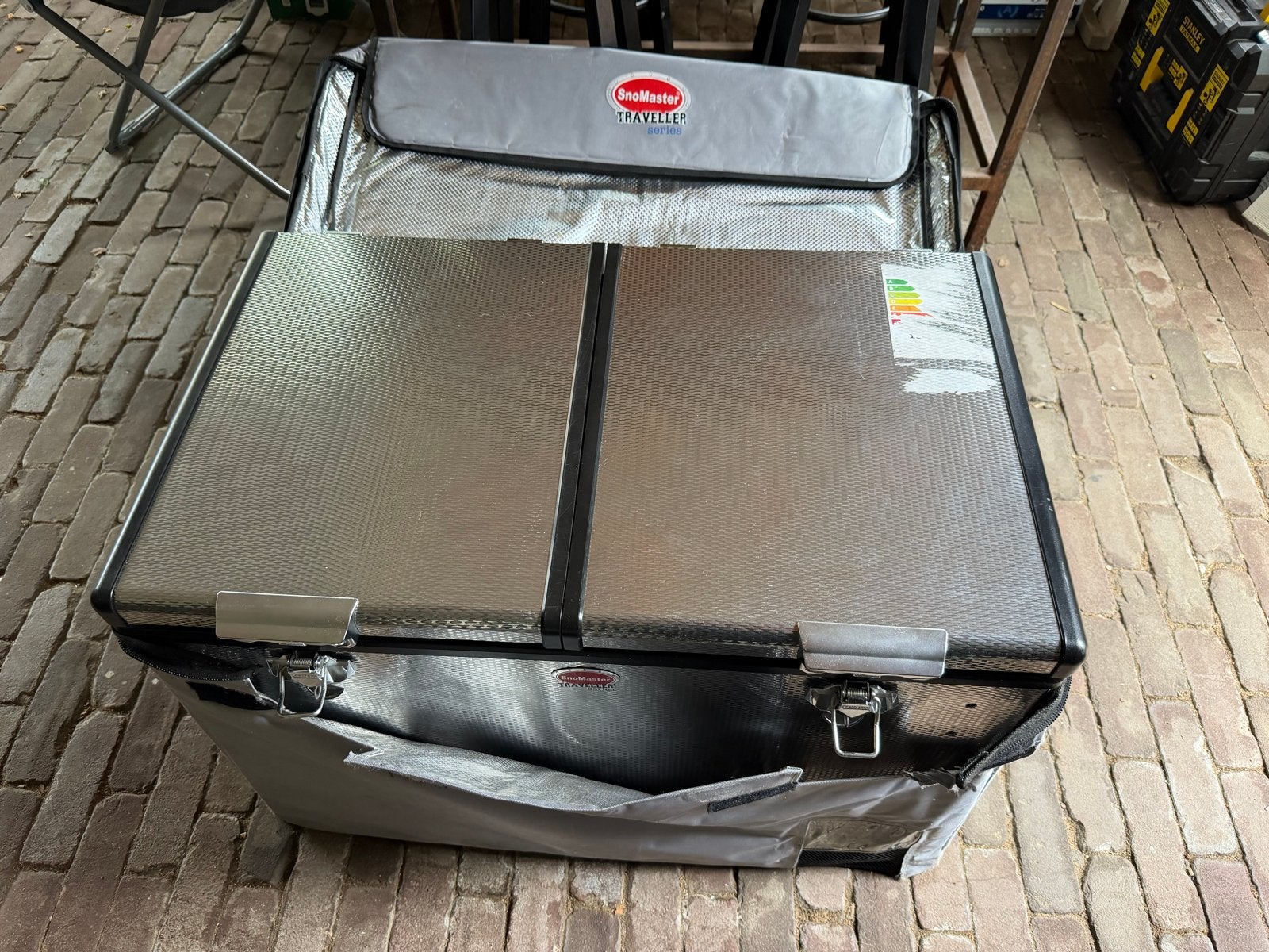 SnoMaster Traveller 82L Koelbox met Afstandsbediening, Ophalen, Gebruikt, Koelbox, Compressor