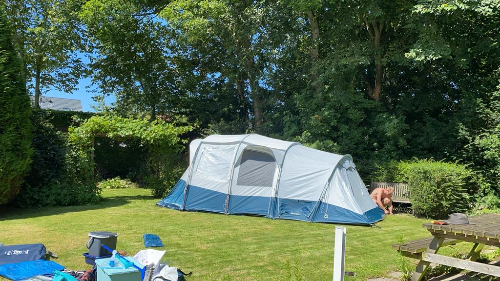 Quechua Arpenaz 6.3 Fresh & Black familietent, Caravans en Kamperen, Ophalen of Verzenden, Gebruikt, Tot en met 6