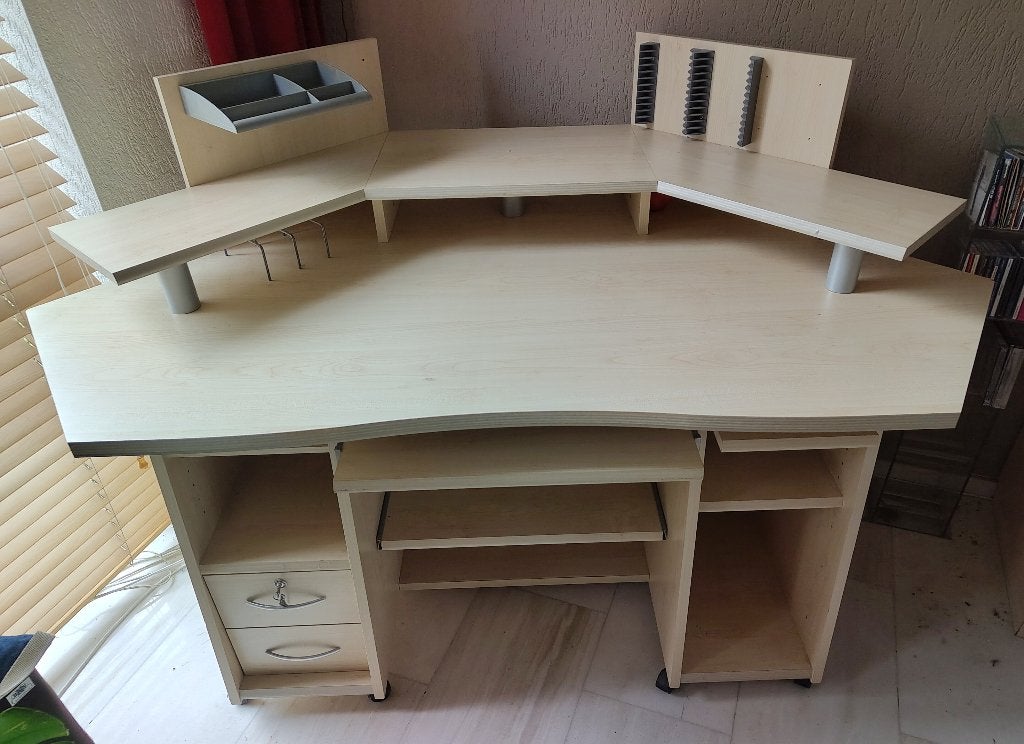 Bureau voor student of gamer, Huis en Inrichting, Ophalen, Gebruikt, 95 cm, Spaanplaat of MDF