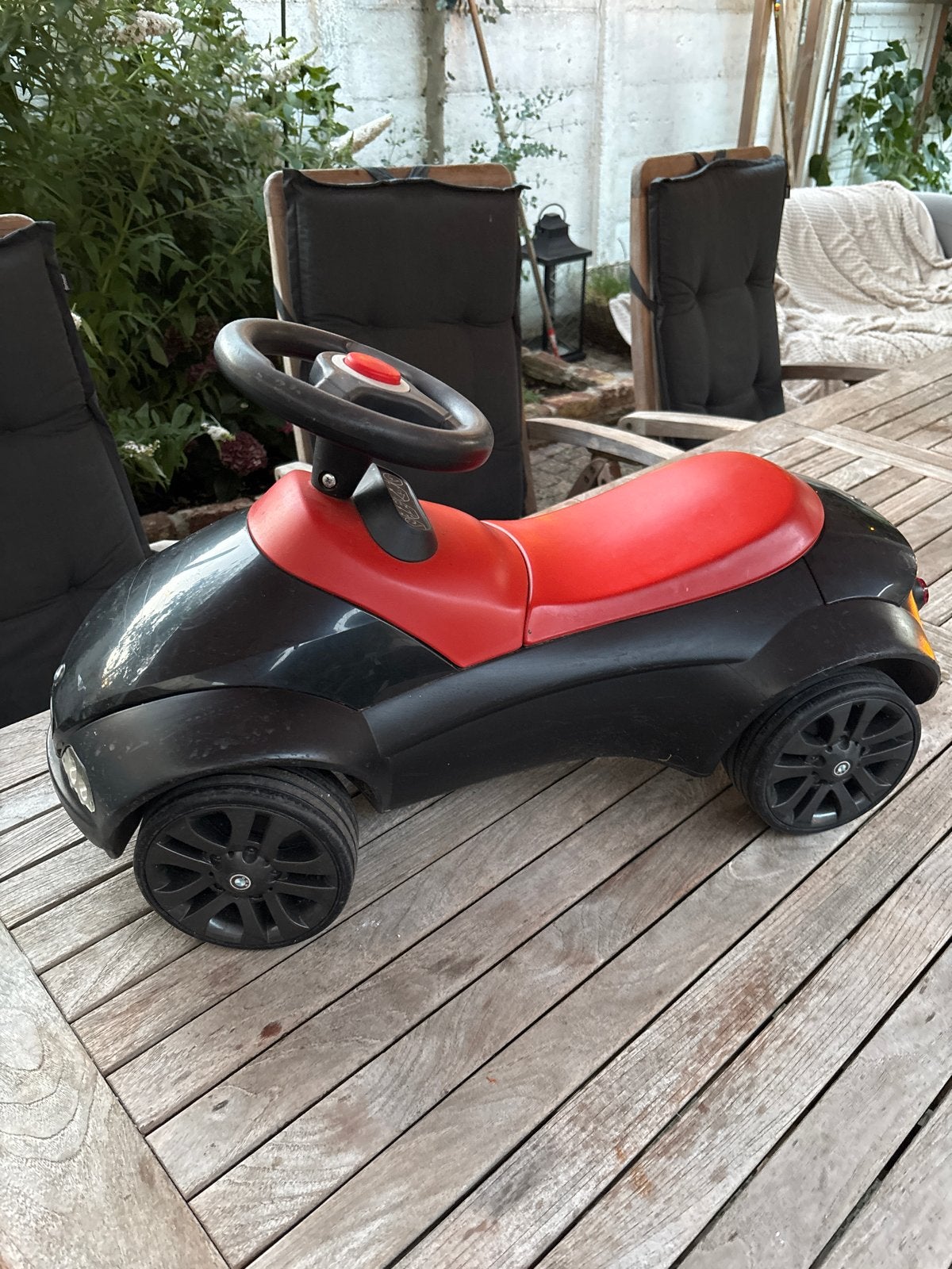 BMW Loopauto - Zwart met Rood Zitje, Ophalen, Gebruikt, Loopvoertuig