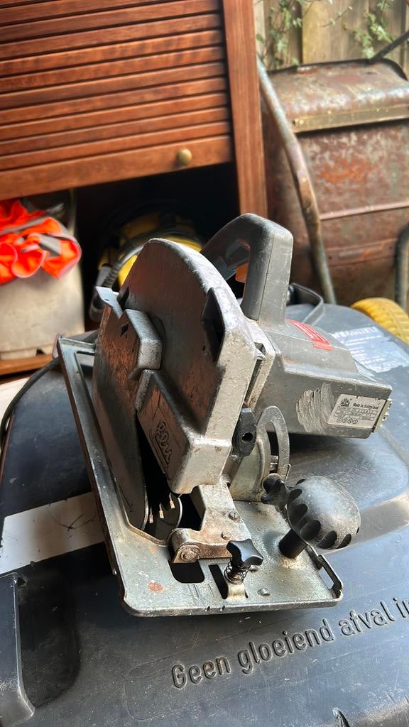 ELU MH 182 1400 W Handcirkelzaag/zaagmachine, Doe-het-zelf en Verbouw, Gebruikt, Cirkelzaag, Ophalen of Verzenden, 30 tot 70 mm
