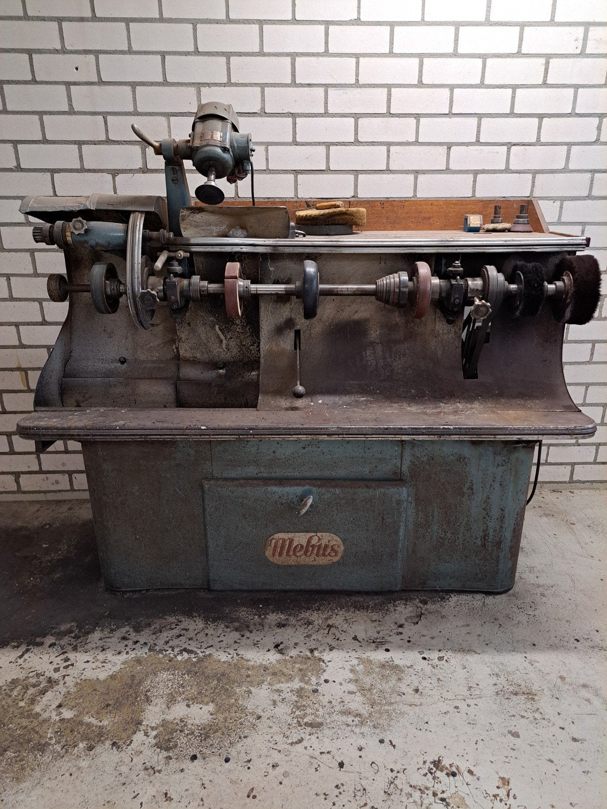 Schoenmakers schuurmachine Merk Mebus, Ophalen