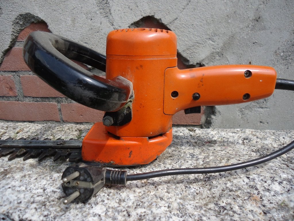 Vintage heggenschaar - oud werkend gereedschap - oldtimer, Ophalen of Verzenden