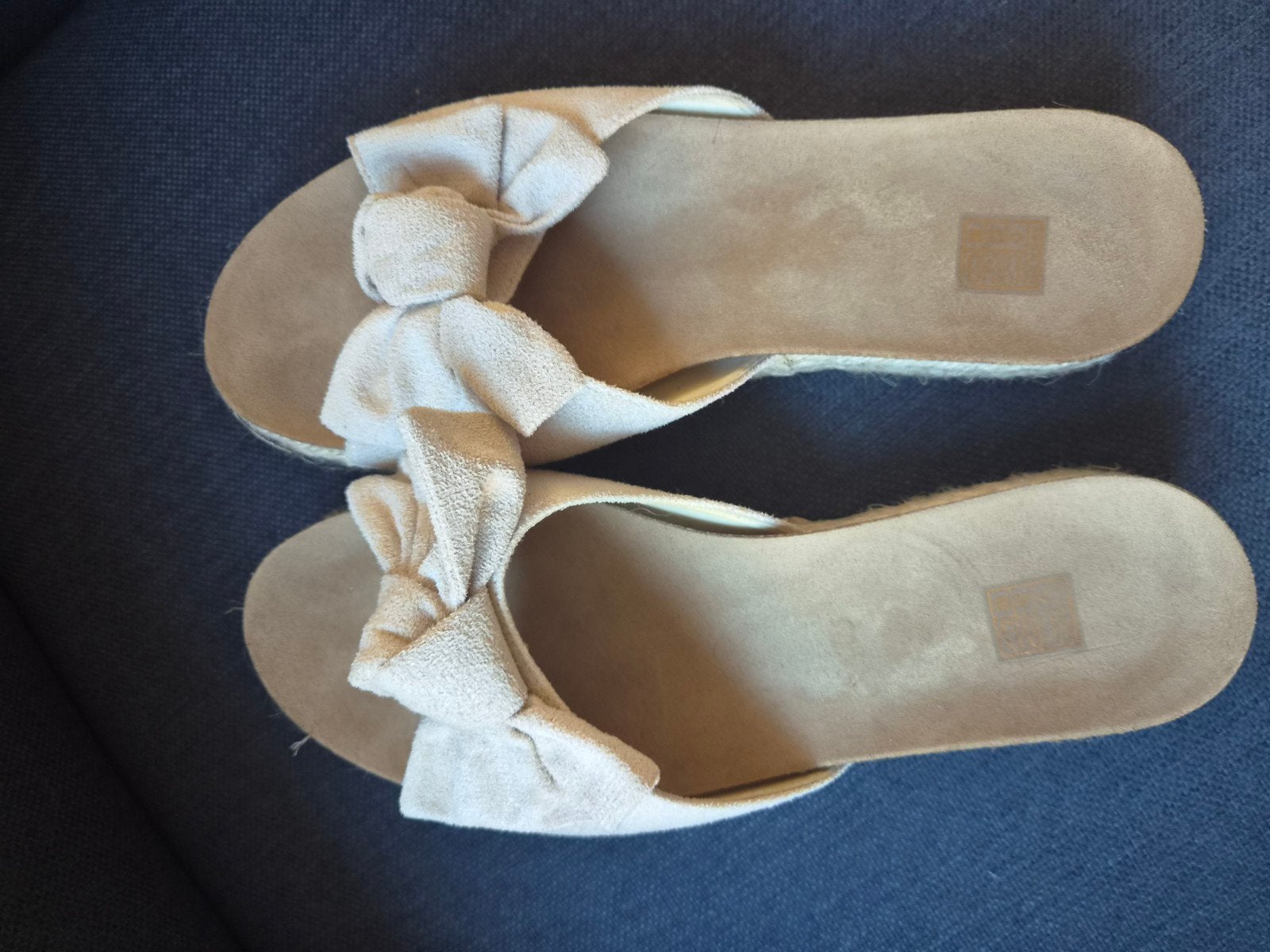 Nieuwe damesslippers maat 41, Ophalen of Verzenden, Nieuw, Slippers