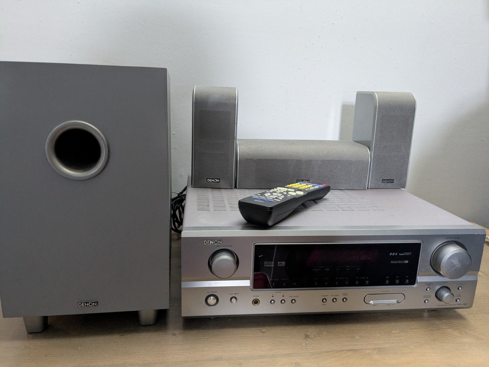 Denon Home AVR - 1306, Gebruikt, 70 watt of meer, 5.1-systeem, Overige spelers