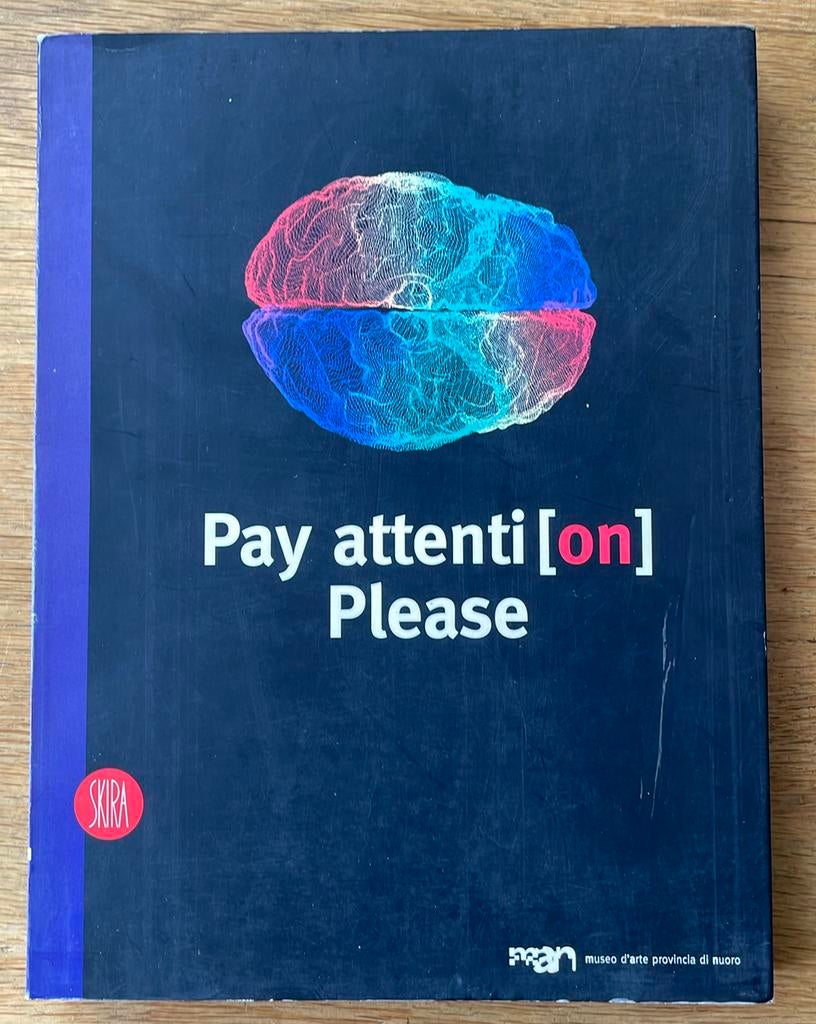 Pay attenti(on) Please o.a. Erwin Olaf, Ophalen of Verzenden, Gelezen