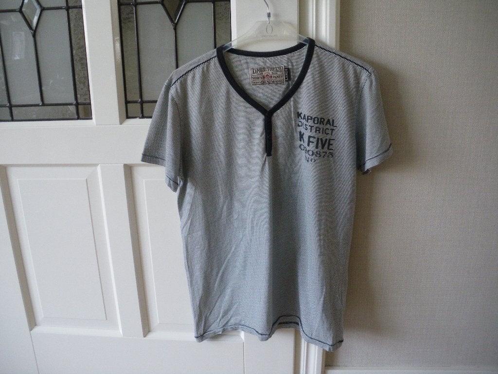 mooi zomer shirt met v hals karporal five & co large zgan, Ophalen of Verzenden, Zo goed als nieuw, Maat 52/54 (L), Overige kleuren