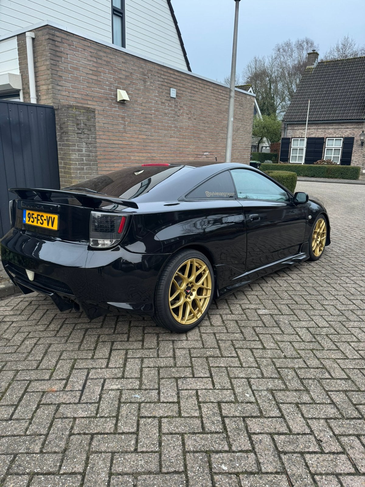 Toyota Celica 1.8 16V Vvti 2000 Zwart, 1794 cc, 4 stoelen, Origineel Nederlands, 1200 kg