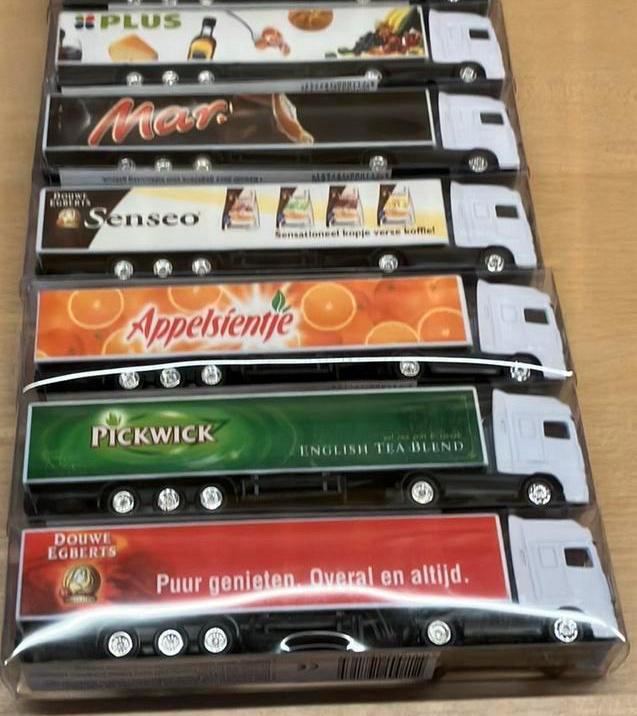DAF trucks met oplegger schaal 1:87, Ophalen of Verzenden, Zo goed als nieuw, Bus of Vrachtwagen, Overige merken