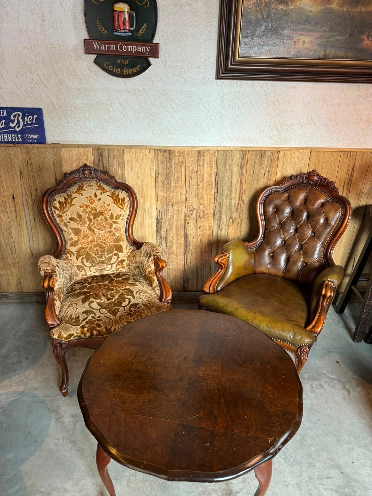 Antieke fauteuils en salontafel set, Ophalen