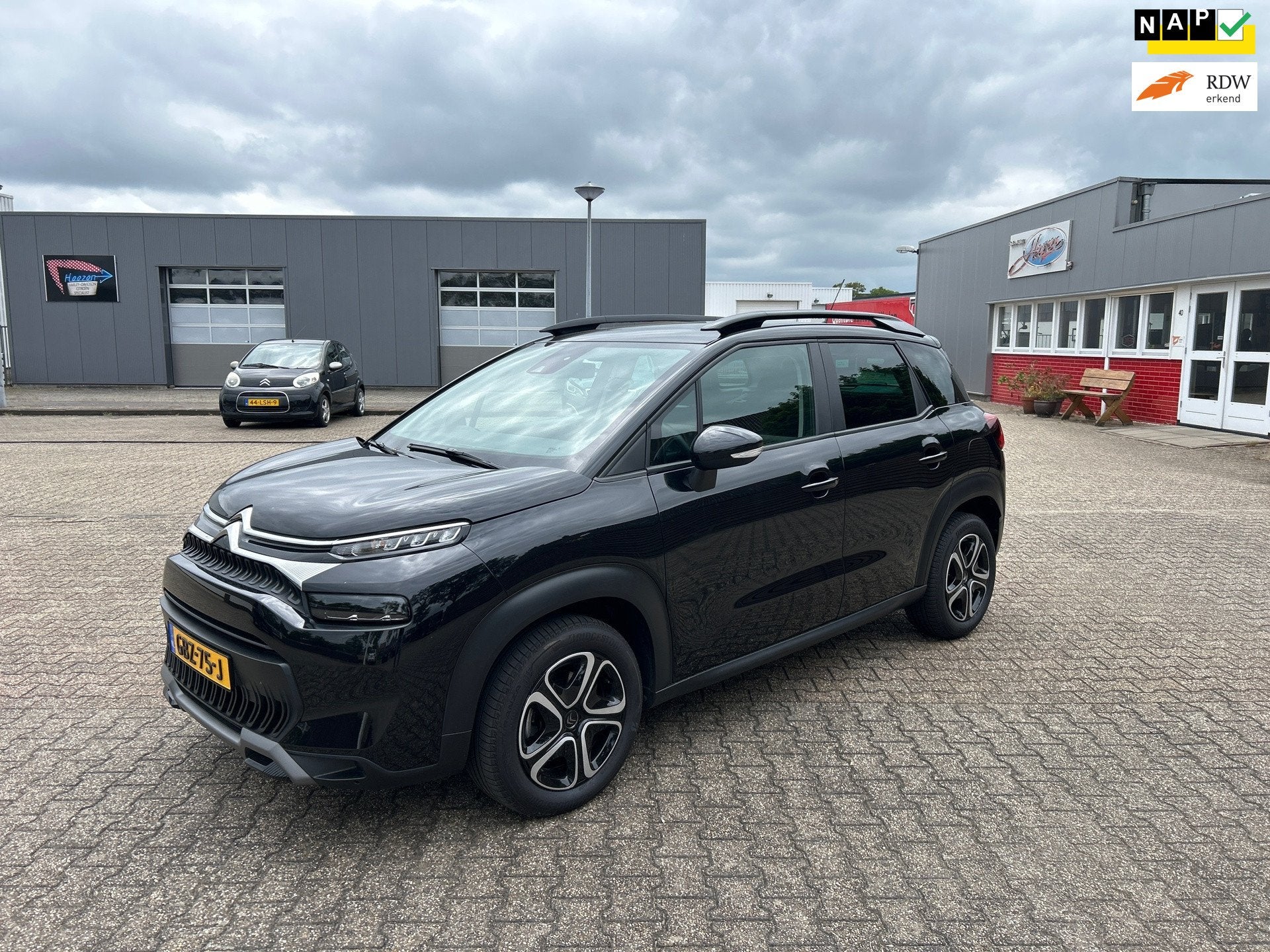 Citroen C3 AIRCROSS 1.2 PureTech 110PK Nederlandse auto!, Auto's, Citroën, Voorwielaandrijving, Dealer onderhouden, Gebruikt, 1199 cc