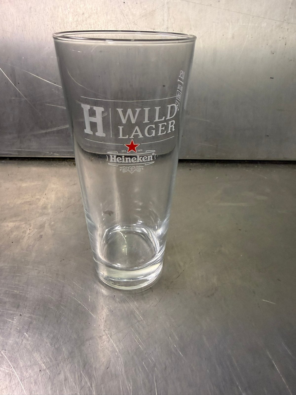 6 speciaal bier glazen Heineken wild lager   nieuw in doos, Ophalen of Verzenden, Zo goed als nieuw