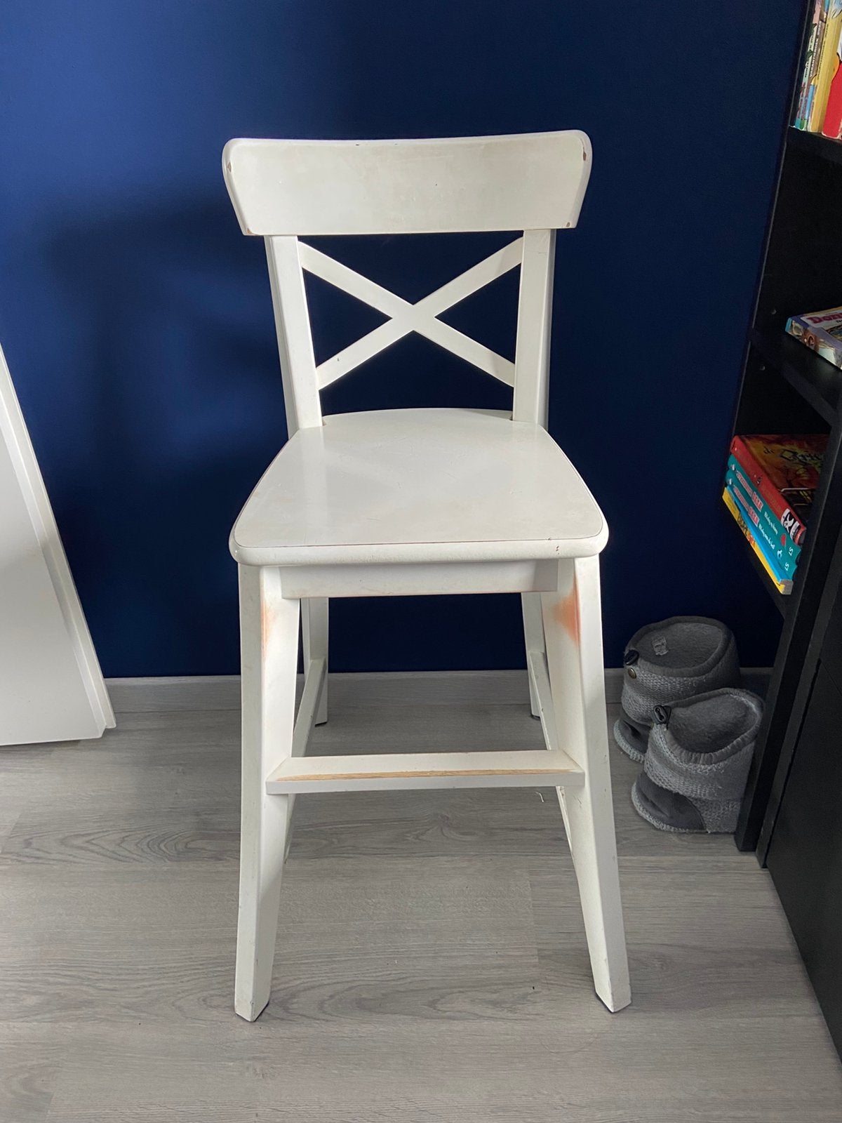 Witte houten kinderstoel, Ophalen, Gebruikt, Wit, Eén