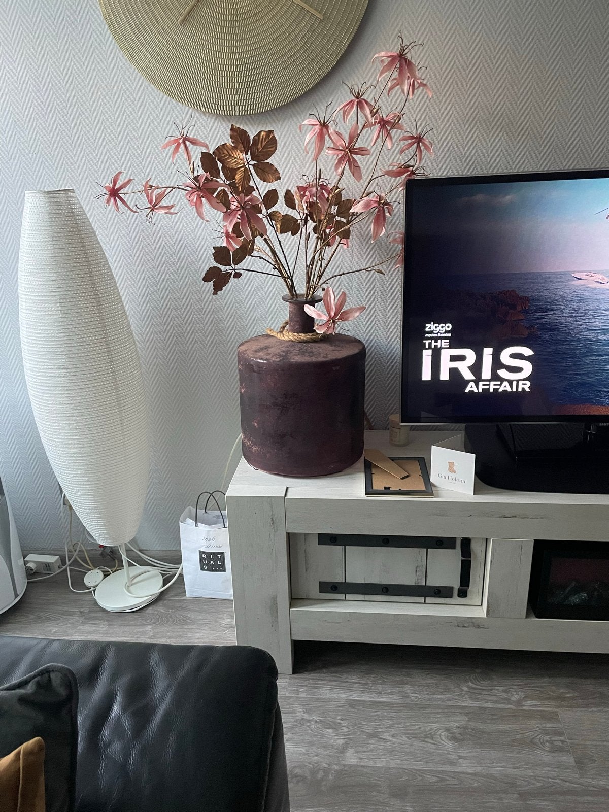 Decoratieve vaas bordeaux rood, Ophalen, Overige materialen, Meerkleurig, Zo goed als nieuw