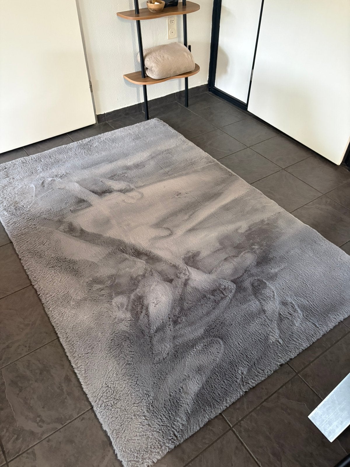 Fluffy vloerkleed, Ophalen, 100 tot 150 cm, Zo goed als nieuw, 150 tot 200 cm