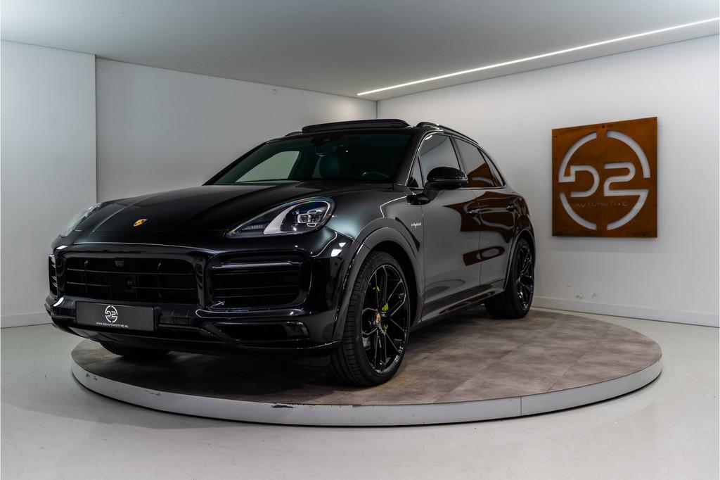 Porsche Cayenne 3.0 E-Hybrid 462PK | Sport Design | Pano | 2, Automaat, 2995 cc, Zwart, Bedrijf
