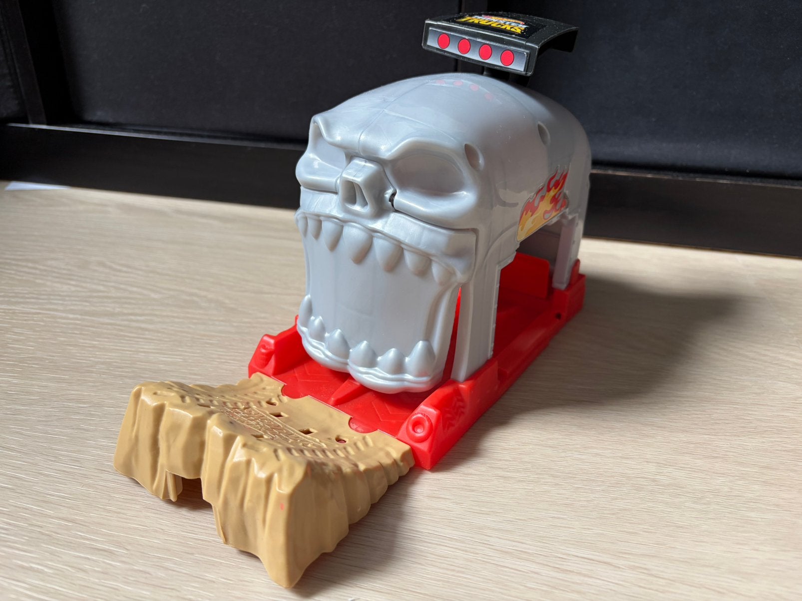 Hot Wheels monster truck lannceerder, Ophalen, Zelf te bouwen, Hot Wheels, Handmatig
