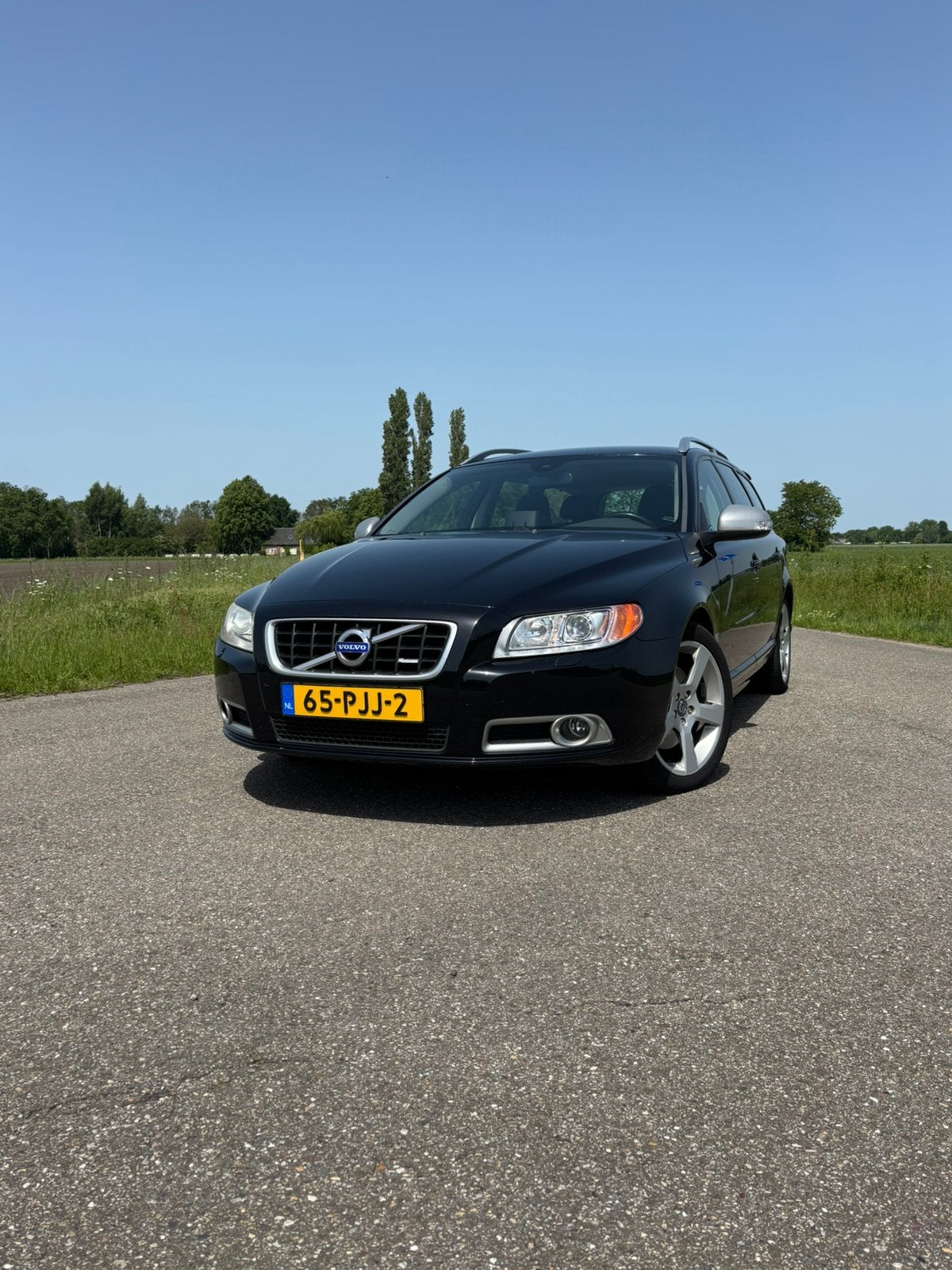 Volvo V70 2.0 T AUT 2011 Zwart, Auto's, 1800 kg, 4 cilinders, Zwart, Stationwagon