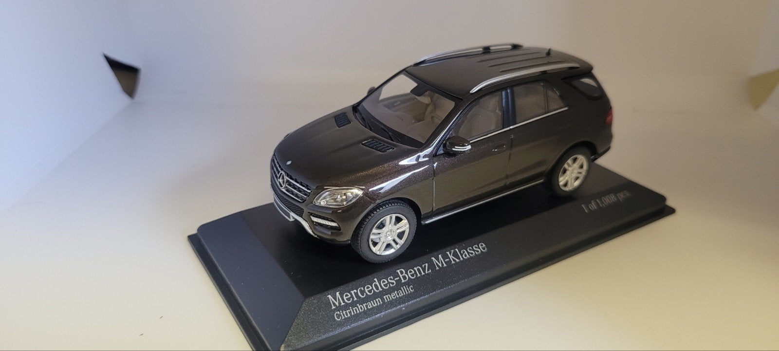 Minichamps 2011 Mercedes ML  W166, Hobby en Vrije tijd, Ophalen of Verzenden, Nieuw, Auto, MiniChamps