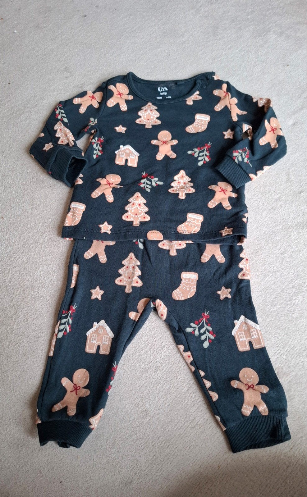 C&A Baby Kerst Setje Peperkoekjes Maat 74 (6-9M), Kinderen en Baby's, C&A baby, Jongetje of Meisje, Ophalen of Verzenden, Zo goed als nieuw