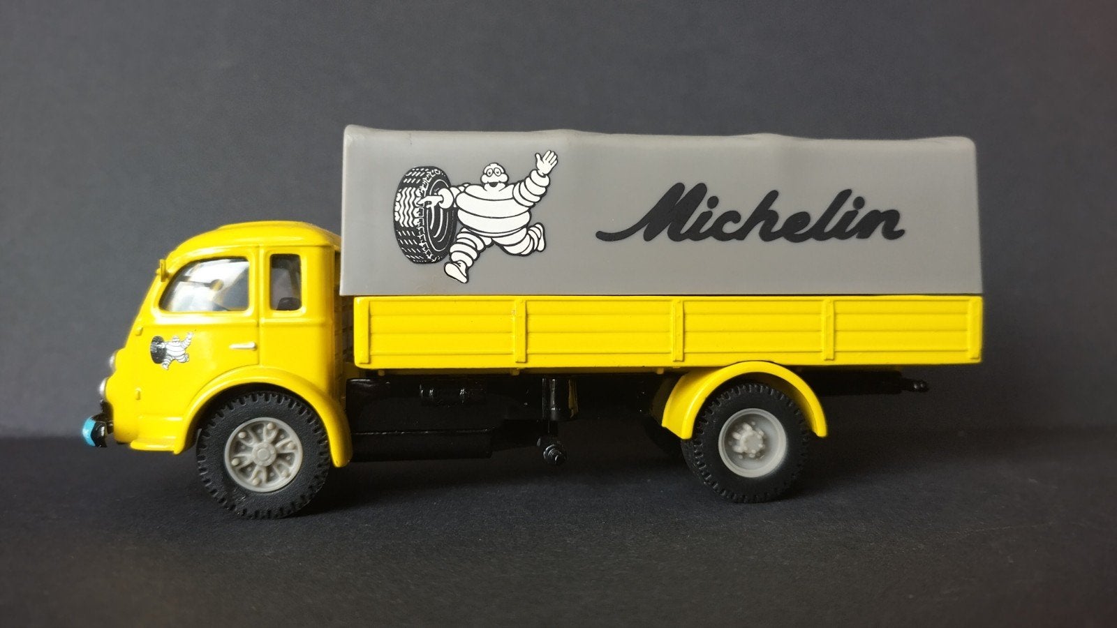 Renault Galion Michelin 1:50 corgi Pol, Hobby en Vrije tijd, Modelauto's | 1:50, ., Nieuw, ., Corgi