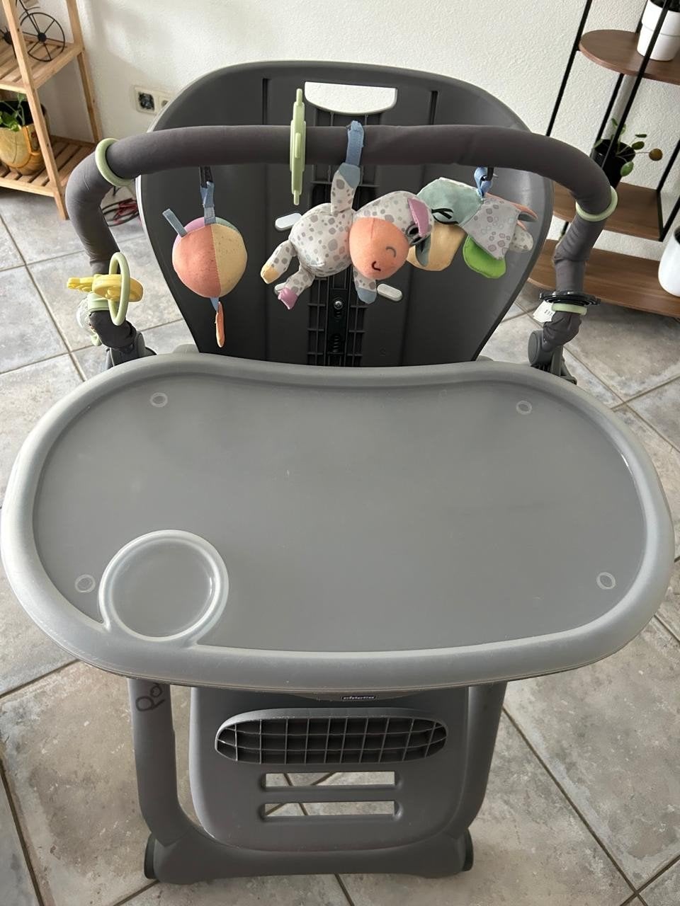 Chicco Polly Magic Relax Kinderstoel zonder kussen, Ophalen, Meegroeistoel, Afneembaar eetblad
