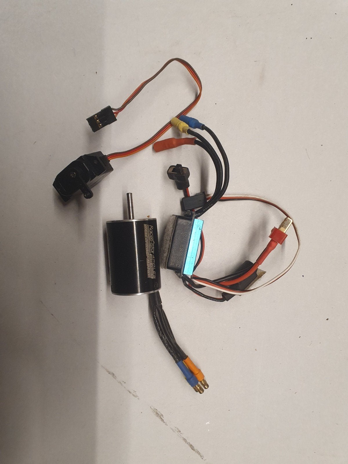 Modelbouw motor met toebehoren, Hobby en Vrije tijd, Ophalen of Verzenden, Zo goed als nieuw