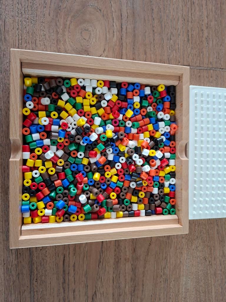 Kralenplank met kralenbak van het merk Rolf, Kinderen en Baby's, Ophalen, Zo goed als nieuw