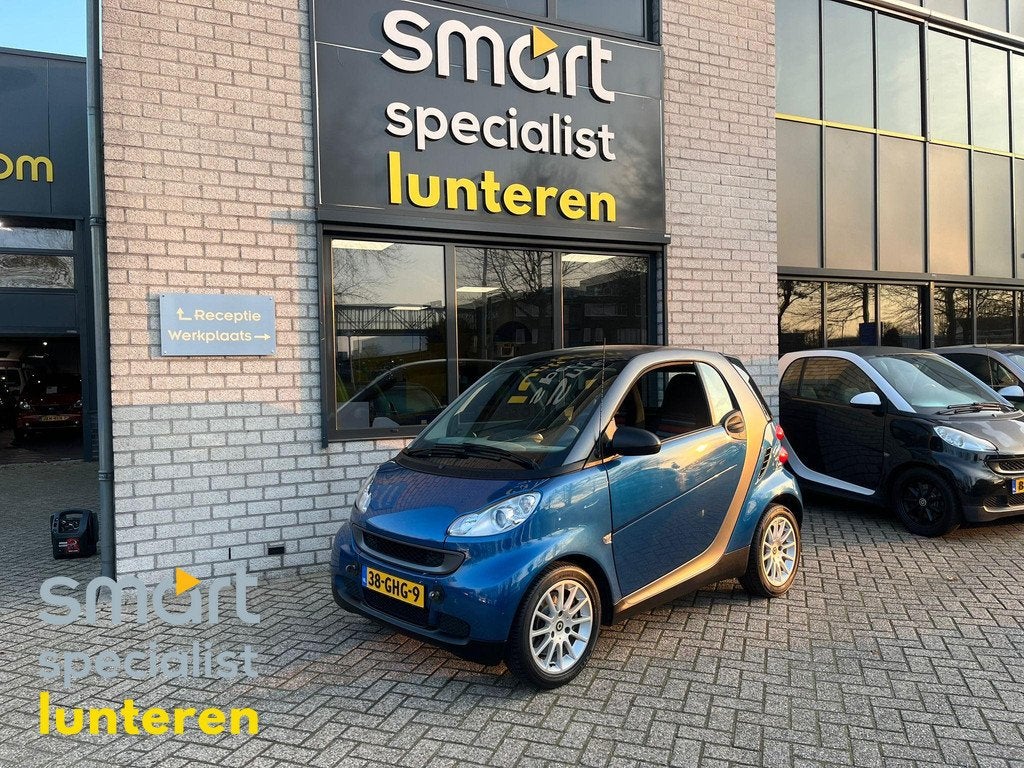 smart fortwo coupé met trekstang 1.0 mhd, Auto's, Automaat, Euro 5, Gebruikt, 18 €/maand