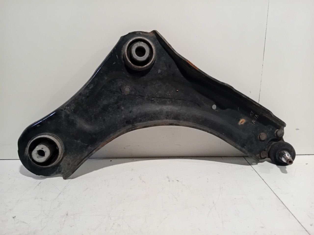 Draagarm rechts voor Renault Mégane, Onderdelen@venauto.nl, Van der Ven Autorecycling B.V., Gebruikt, Ettenseweg 76, 4706 PB Roosendaal, The Netherlands