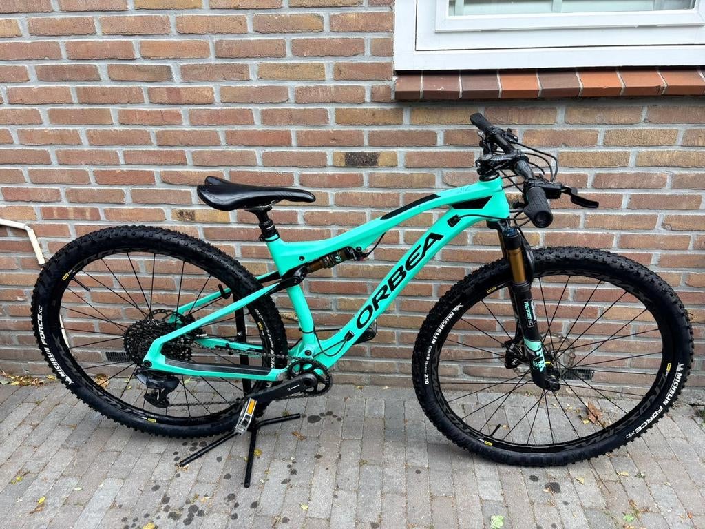 Orbea Oiz M10 XC Medium 2020 met geweldige upgrades, Fietsen en Brommers, Fietsen | Mountainbikes en ATB, Gebruikt, Heren, Overige merken