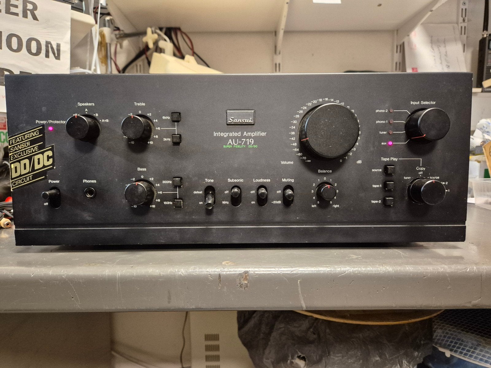 in goede staat Sansui AU-719, Ophalen
