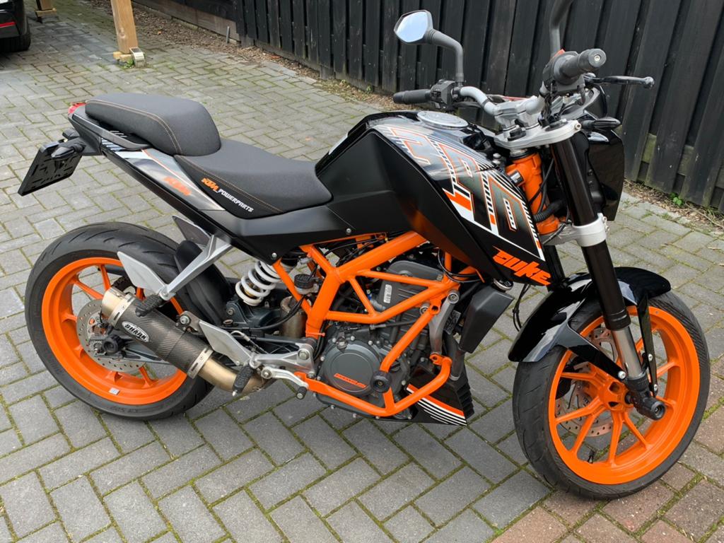 Mooie KTM Duke 390 bouwjaar 2008, 390 cc, Particulier, ABS, Handgeschakeld