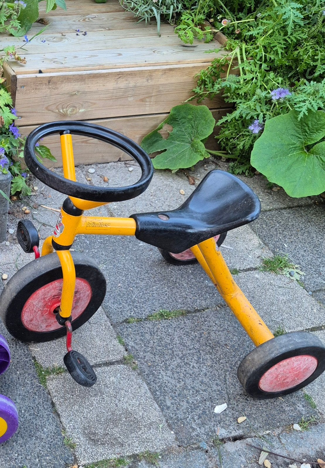 Retro driewieler Winther, Ophalen