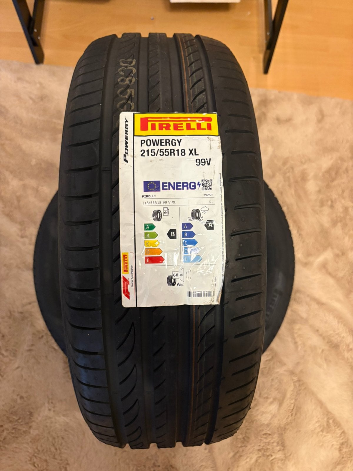 Pirelli powergy (2x) 215/55 R18 92W (zomerbanden), Auto-onderdelen, Banden en Velgen, 18 inch, 215 mm, Nieuw, Ophalen of Verzenden