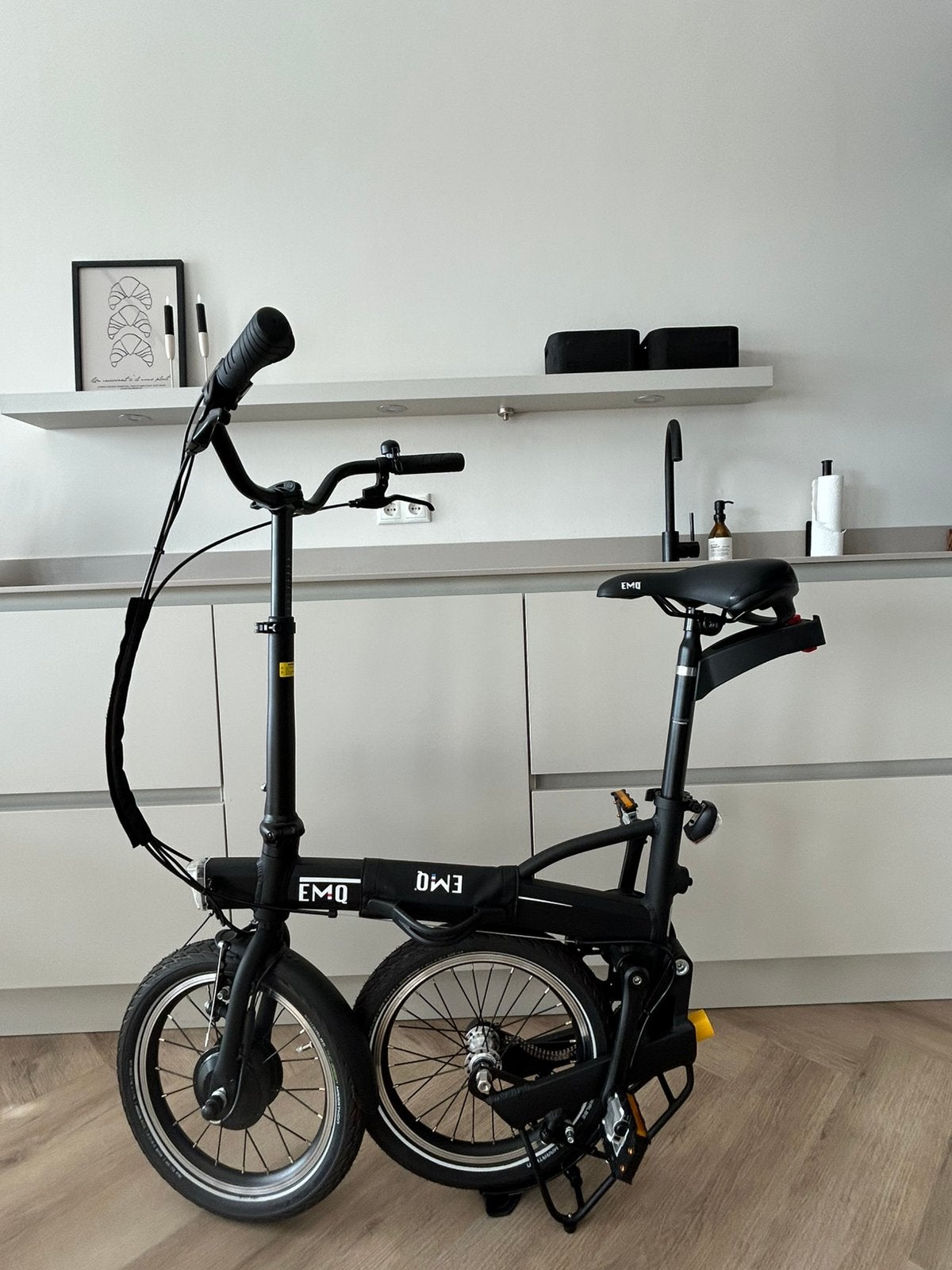 2 EMQ electrische vouwfietsen, 16 tot 18 inch, Zo goed als nieuw, Totaal opvouwbaar, Ophalen