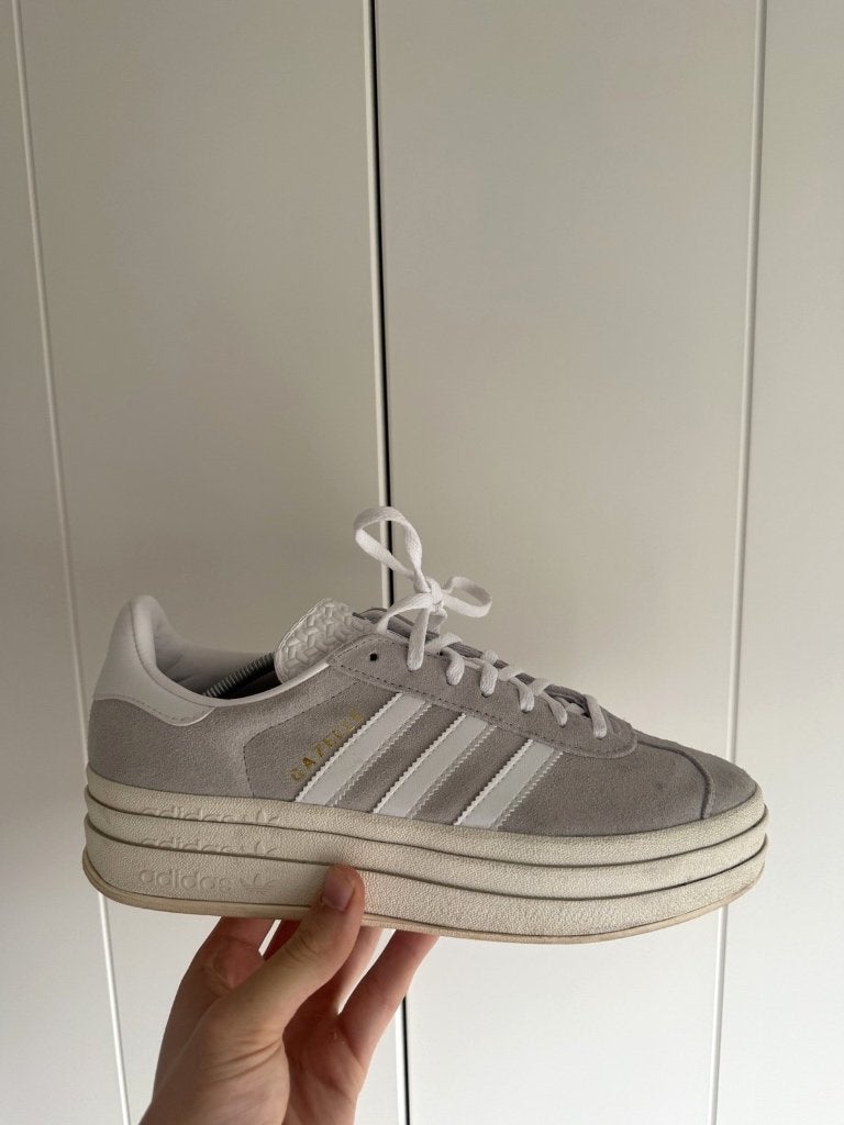 Adidas Gazelle Bold – Grijs/Wit – Maat 43⅓, EU, Adidas, Wit, Ophalen of Verzenden