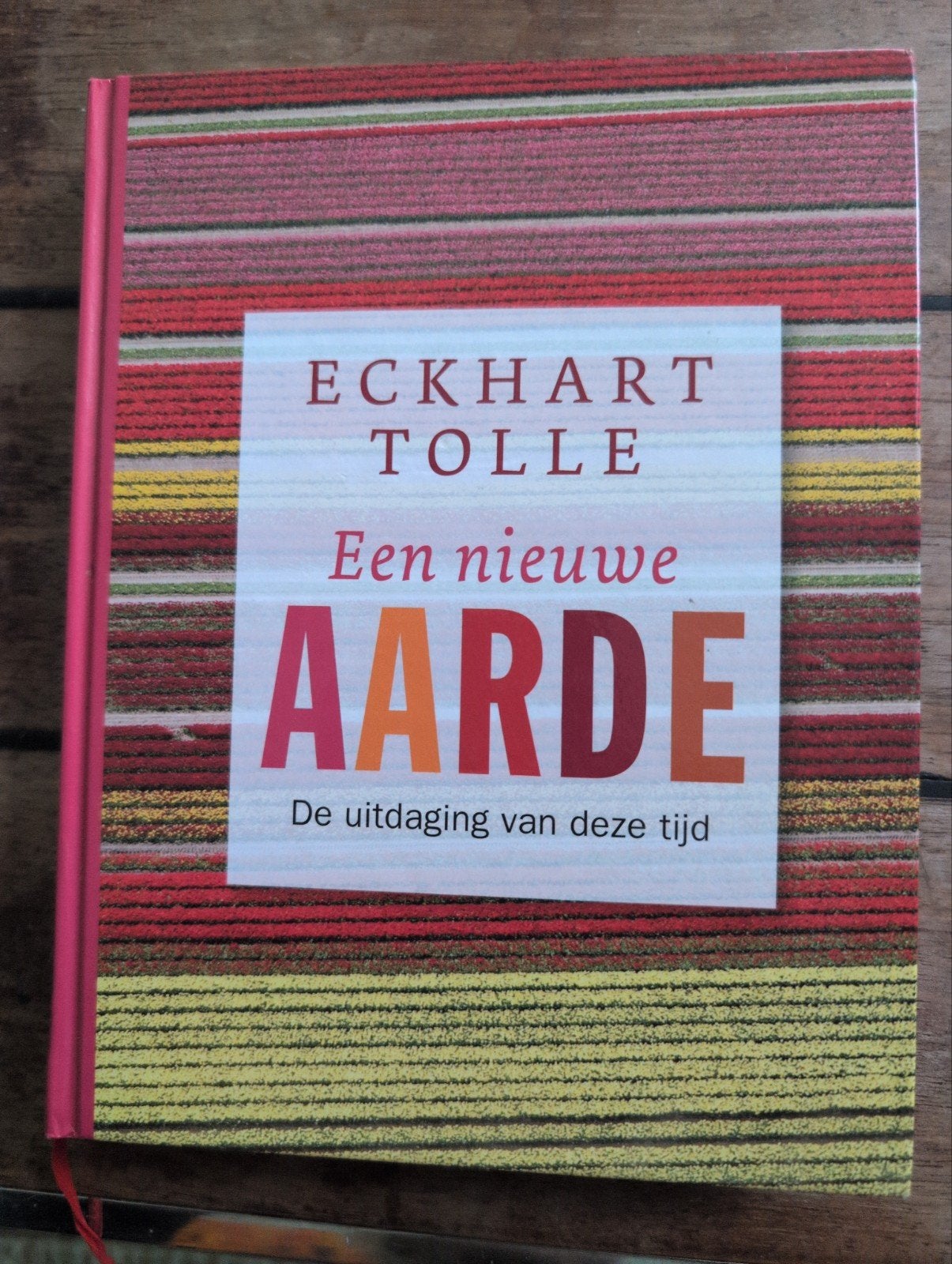 Eckhart Tolle - Een nieuwe aarde, Boeken, Gelezen, Achtergrond en Informatie, Spiritualiteit algemeen, Ophalen of Verzenden