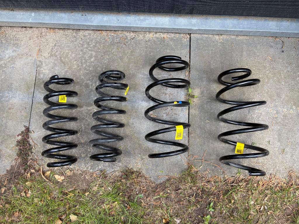 Volvo EX30 originele vering - Slechts 2000km gebruikt, Ophalen of Verzenden, Gebruikt, Volvo