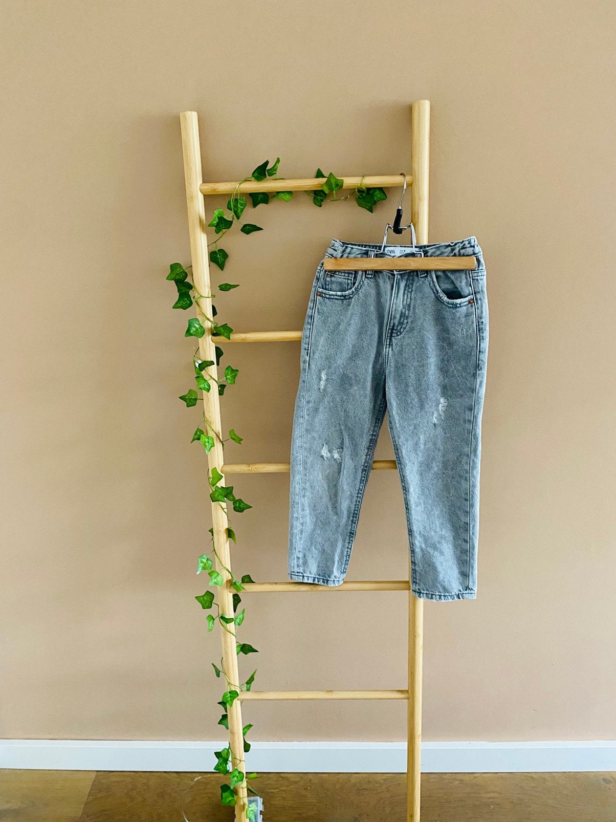 Jeans/ spijkerbroek/ lange broek/ broekje van Zara, maat 116, Kinderen en Baby's, Ophalen of Verzenden, Jongen of Meisje, Broek