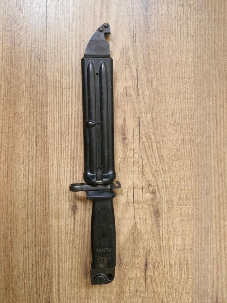 Zastava AK bajonet Joegoslavië, Verzamelen, Militaria | Algemeen, Ophalen of Verzenden, Landmacht, Mes of Dolk