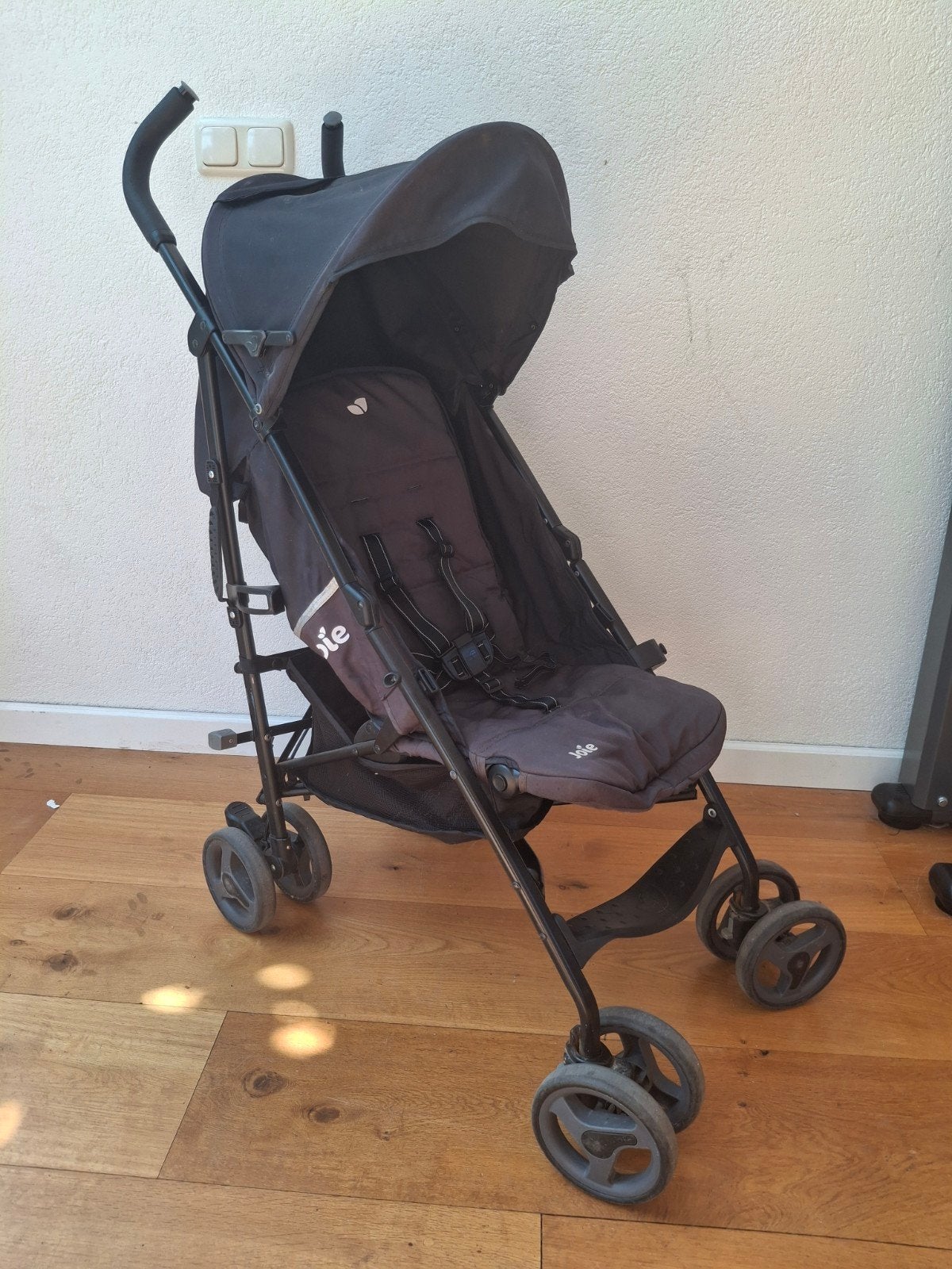 Joie Buggy, met verstelbare rugleuning en zonnekap, Kinderen en Baby's, Buggy's, Gebruikt, Overige merken, Verstelbare rugleuning