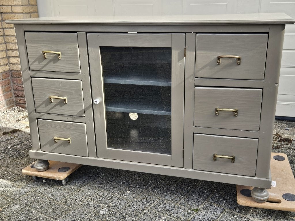 Uniek houten Dressoir 82 x 130 x 54 cm, Ophalen, Gebruikt, 100 tot 150 cm, Met lade(s)