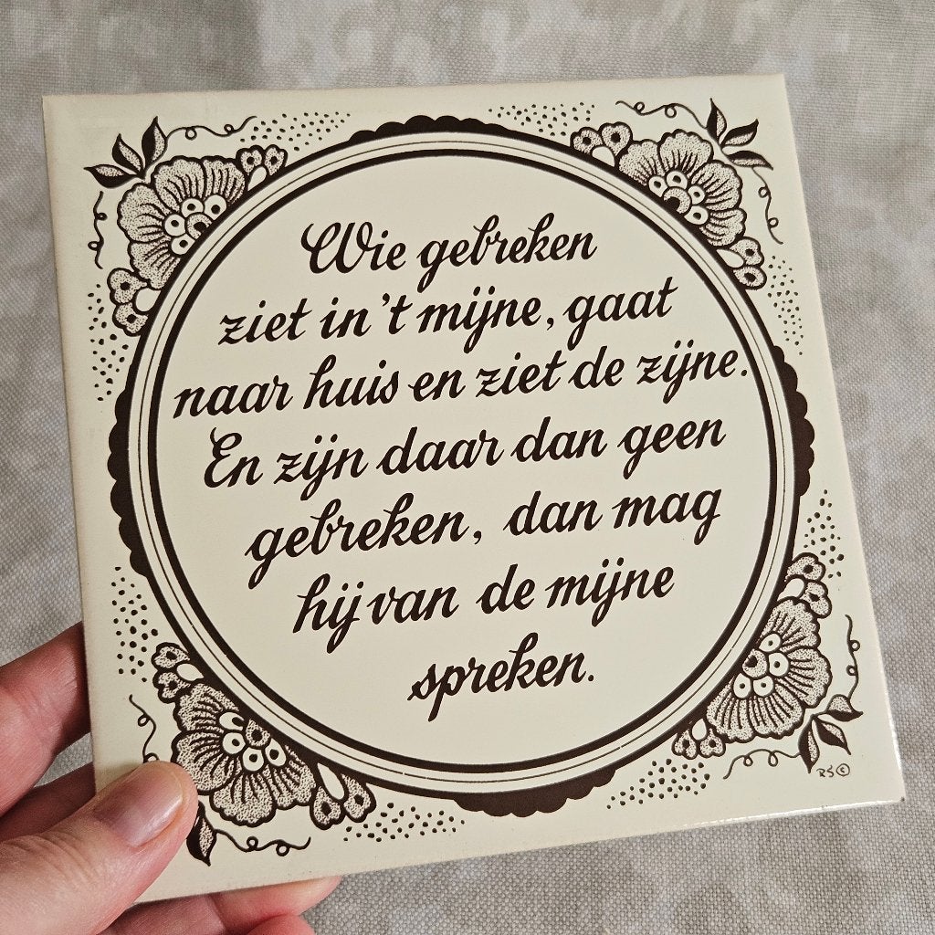 26150 - Mosa tegel met spreuk tegeltjeswijsheid, Antiek en Kunst, Ophalen of Verzenden