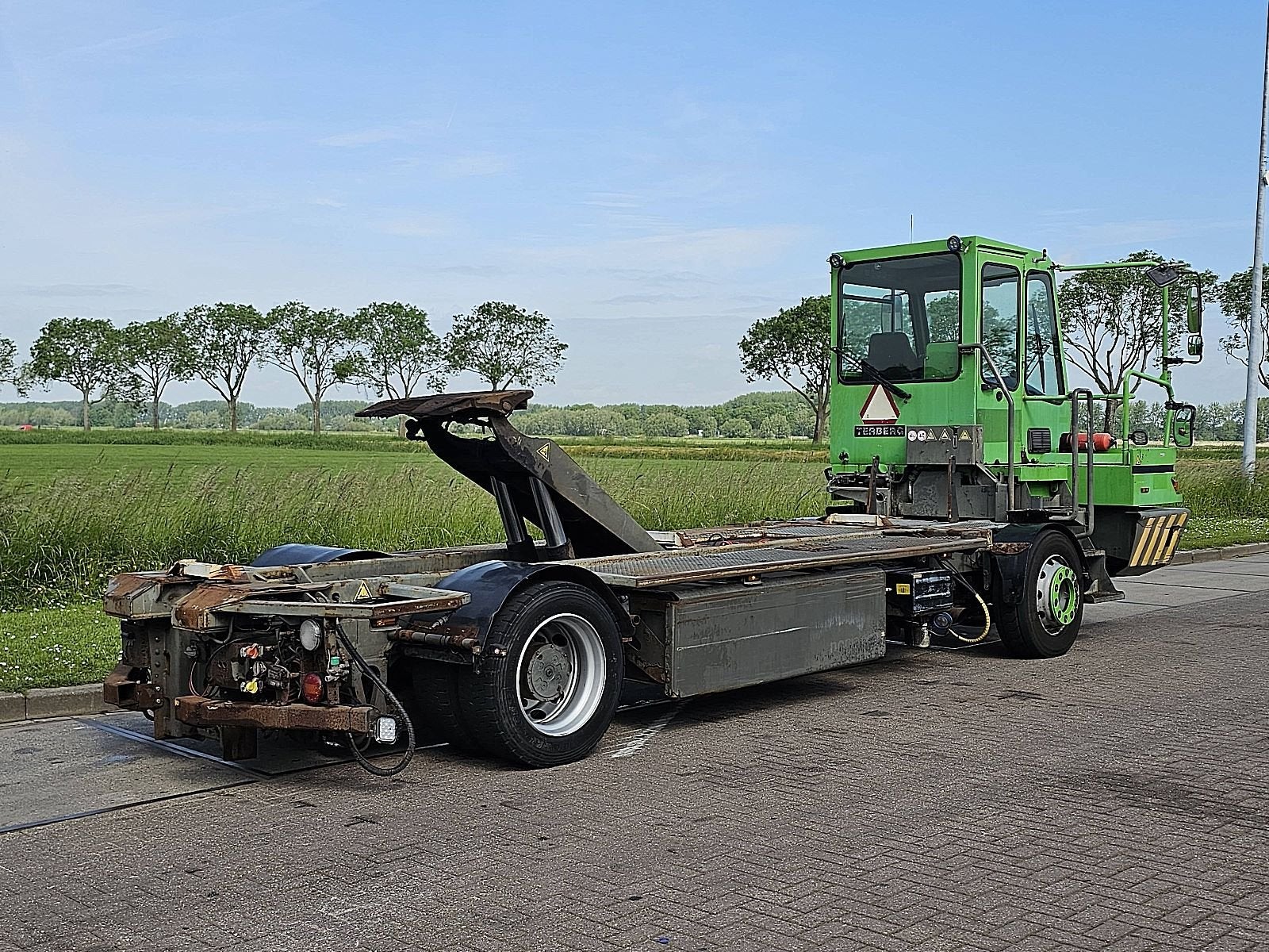 TERBERG BC182 bdf + 5th wheel, Auto's, Bedrijf, Diesel, Vierwielaandrijving, Te koop
