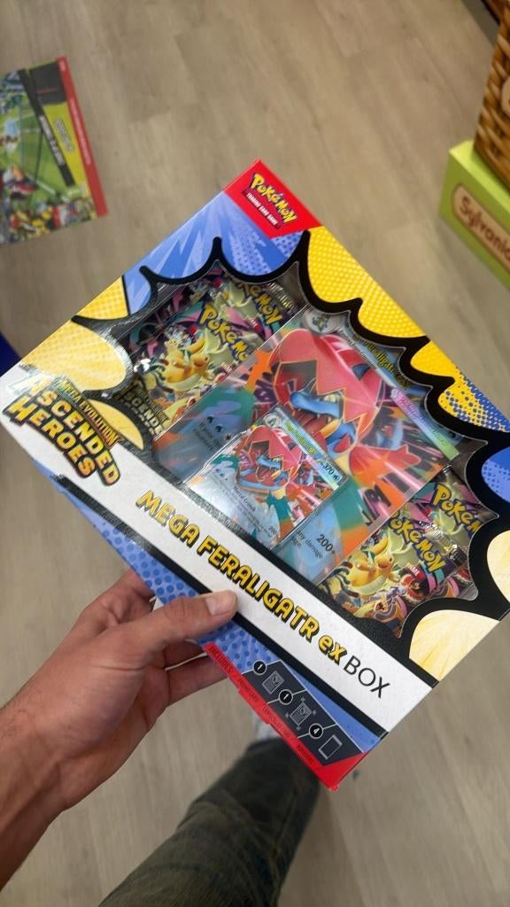 Pokemon mega feraligatr (65 euro), Ophalen of Verzenden, Nieuw, Boosterbox