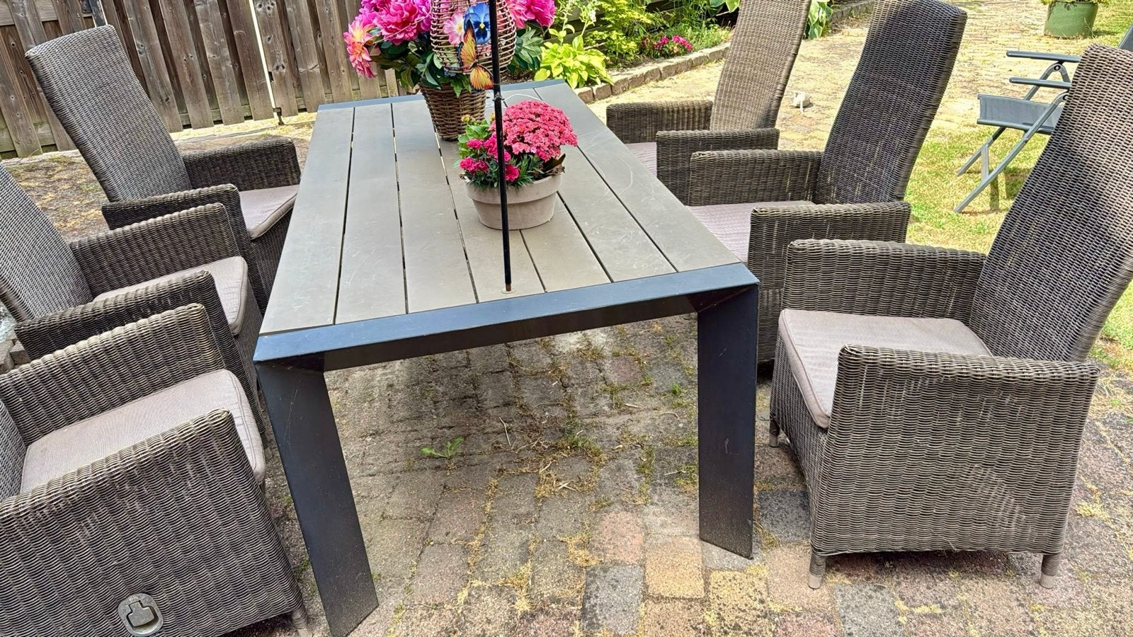 Kunststof tuintafel 210x100 cm, goed onderhouden, Ophalen, Zo goed als nieuw, Rechthoekig, Kunststof